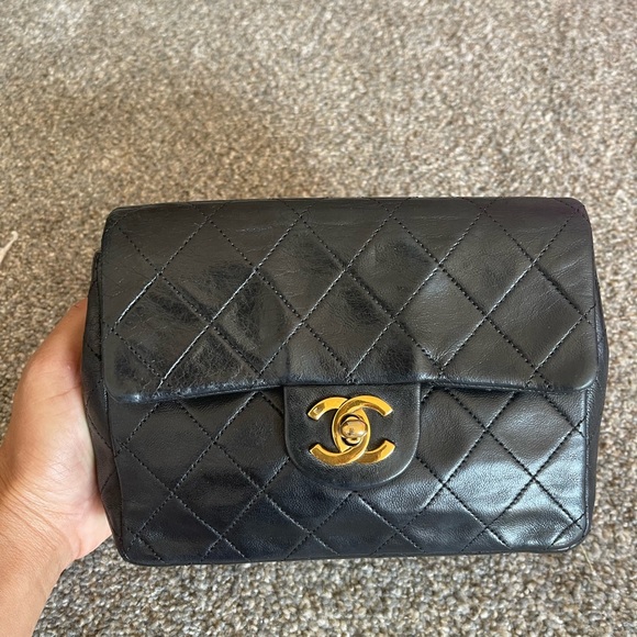 Authentic Chanel Black Quilted Lambskin Mini Vintage Classic Flap Bag - Picture 16 of 16